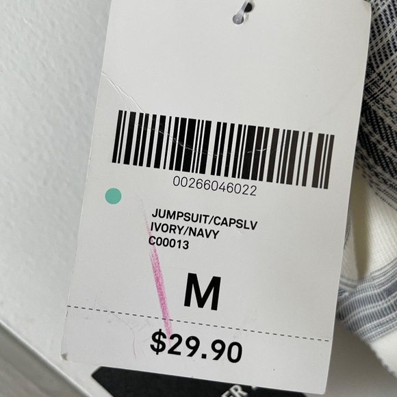 Forever 21 Jumpsuit - Picture 4 of 6